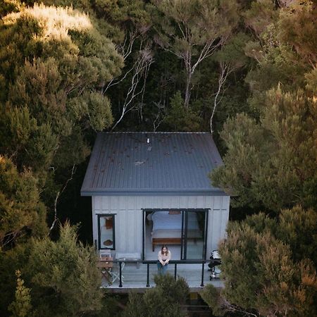 Treehouse Hideaway At Rekindle Tree Houses Opua エクステリア 写真